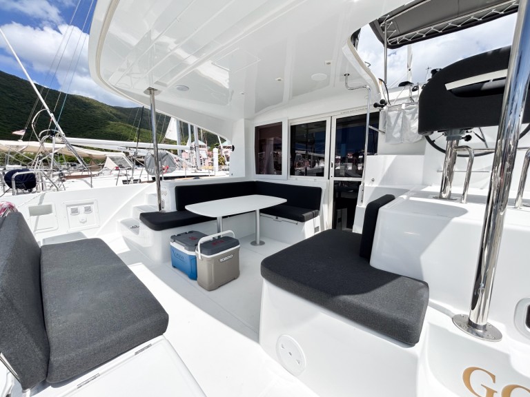 Lagoon Lagoon 40 charter bareboat or skippered in  Road Town