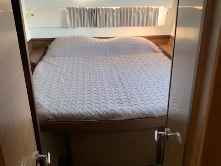 Yacht hire Sami cheap Lagoon 42