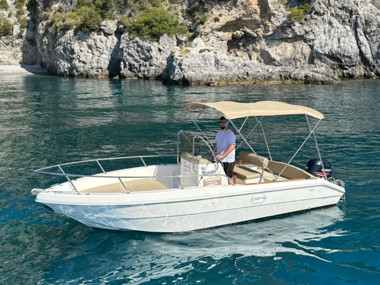 Hire a Capelli Cap 19 Open Amalfi