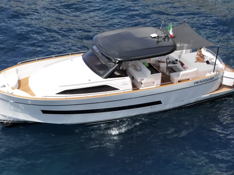 Charter a Apreamare GOZZO 45 "MAMMA MIA!" in Naples on Samboat