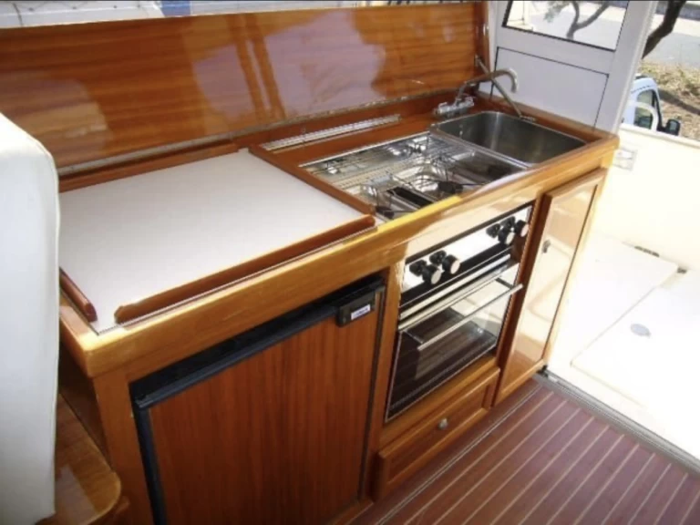 Motorboat hire in Larmor-Plage - ACM 31 élite 