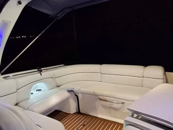 Yacht charter Terracina - Chaparall  2835ss on SamBoat