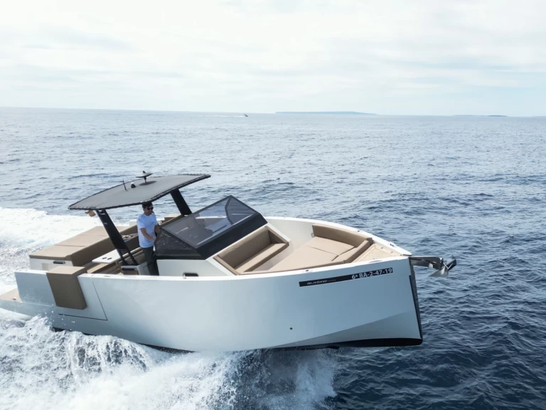 Yacht hire Sant Antoni de Portmany cheap D33