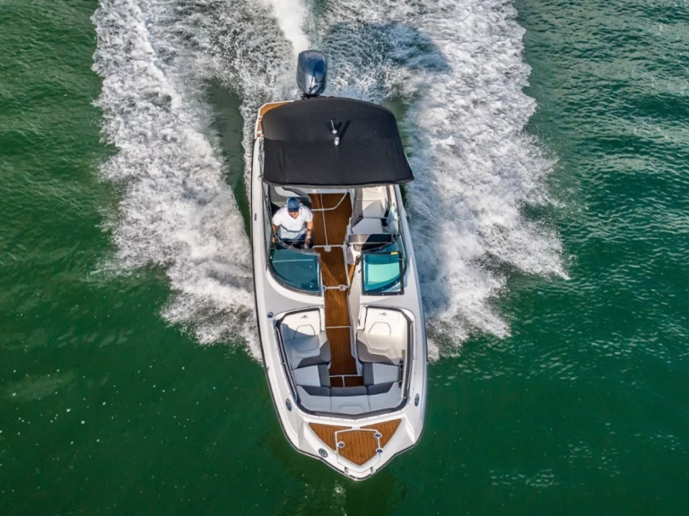 Hire Motorboat with or without skipper Monterey Miami Beach