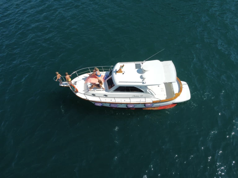 Hire Motorboat with or without skipper Sciallino Lovere