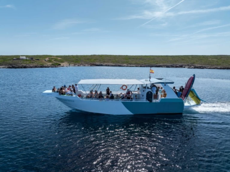 Yacht charter Fornells - Morago 1500 on SamBoat