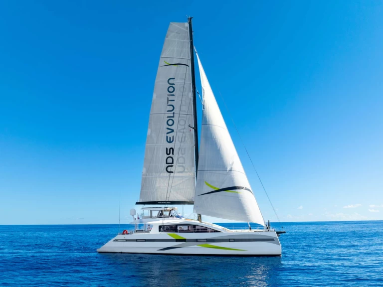 Luxury Yacht hire in Greece - JFA Chantier Naval NDS EVOLUTION