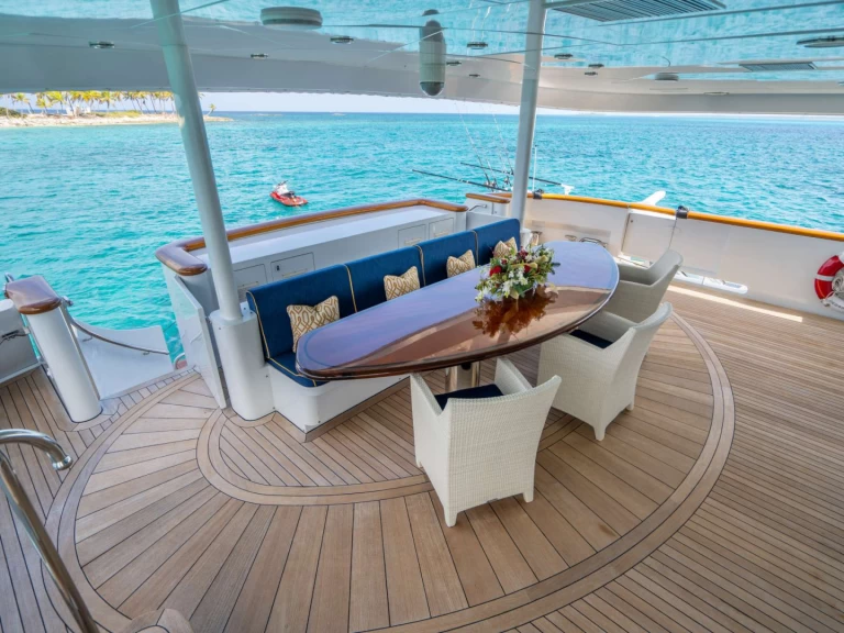 Yacht charter Saint Martin - Trinity RELENTLESS on SamBoat