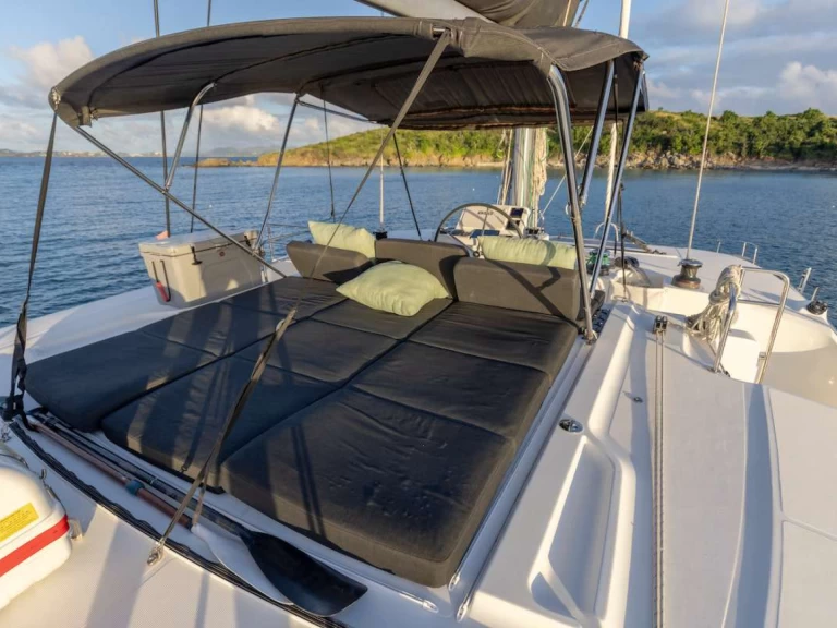 Hire a Lagoon ESPERANZA II British Virgin Islands (BVI)