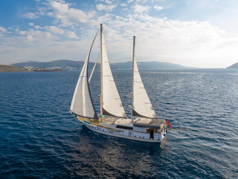 Sailboat hire in Bodrum -  LUCKY YOU MOTORSAILOR