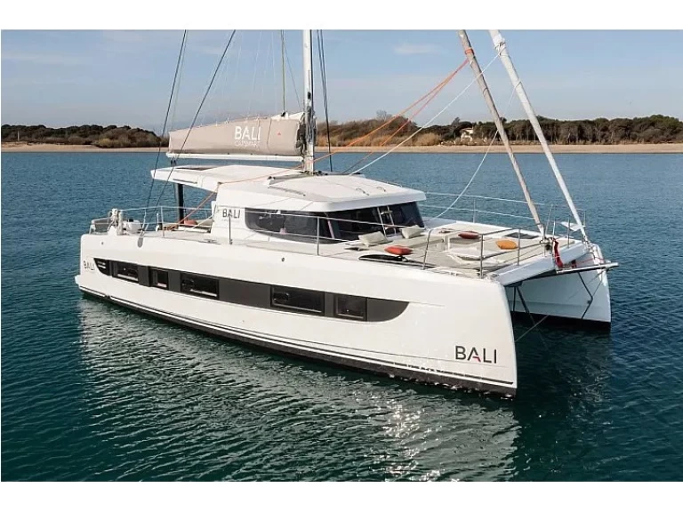 Hire Catamaran with or without skipper Bali Procida
