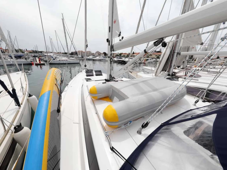 Sailboat hire in Murter-Kornati - Bavaria Bavaria C45 Holiday