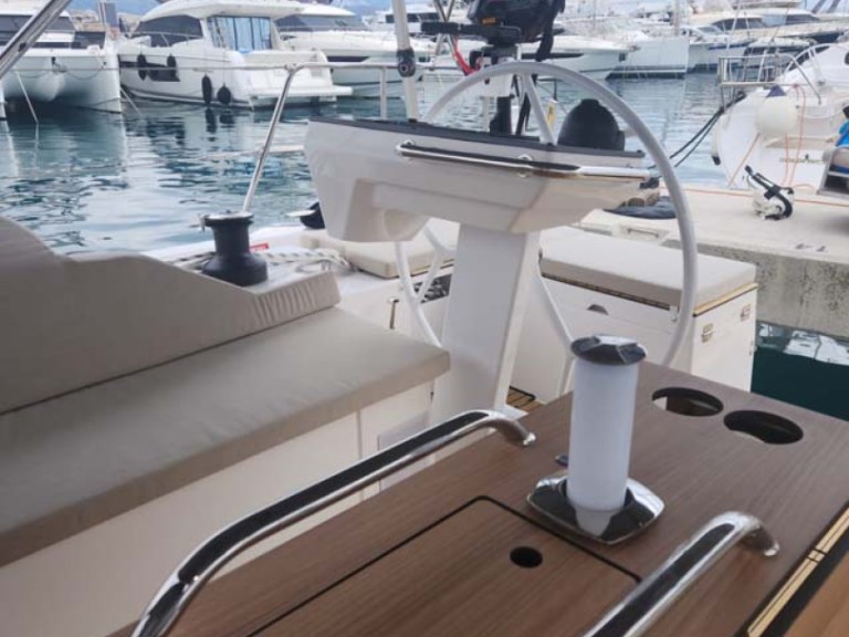 Sailboat hire in Split - Bavaria Bavaria C46