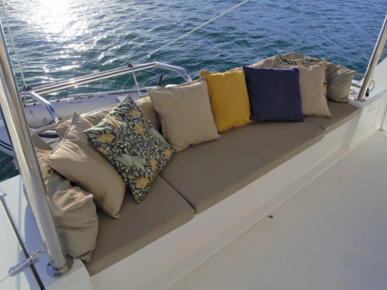 Hire a Bali Bali 4.5 Coconut Grove