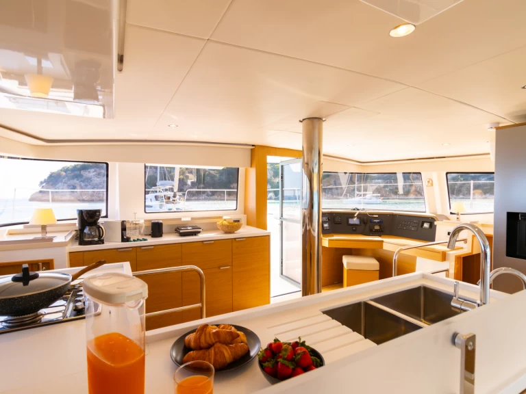 Yacht hire Préveza cheap Bali 4.6