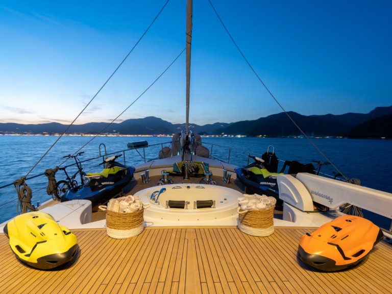 Hire Sailboat with or without skipper  Alimos