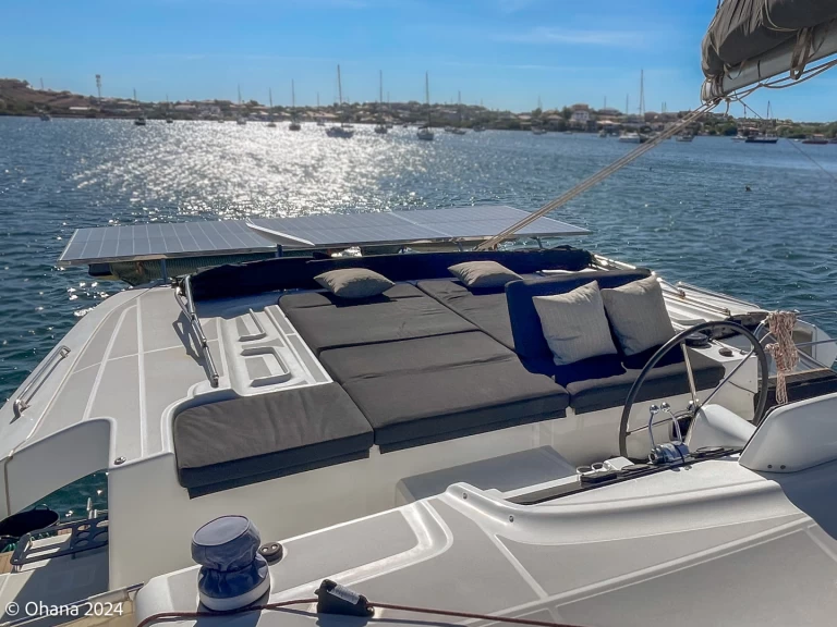 Hire Catamaran with or without skipper Lagoon Marigot