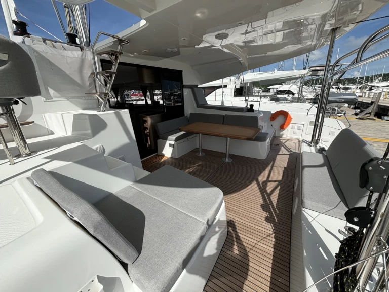 Charter a Lagoon Lagoon 42 in Playa Sardinera on Samboat