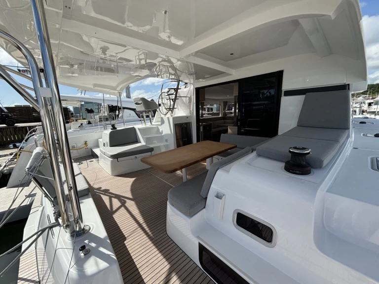 Hire Catamaran with or without skipper Lagoon Playa Sardinera