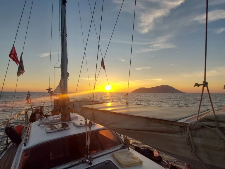 Hire Sailboat Georg Nissen with a boat licence