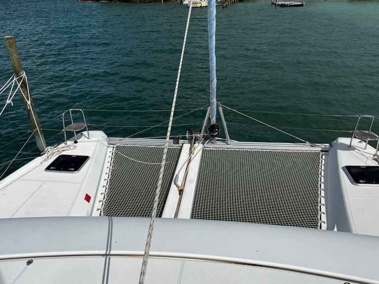 Yacht charter Road Town - Lagoon Lagoon 42 on SamBoat