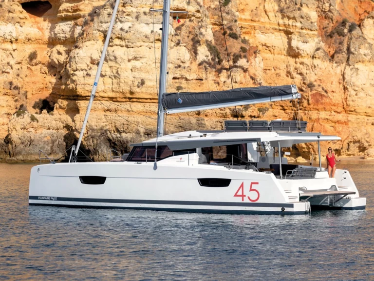 Charter a Fountaine Pajot Elba 45 in Capo d'Orlando on Samboat