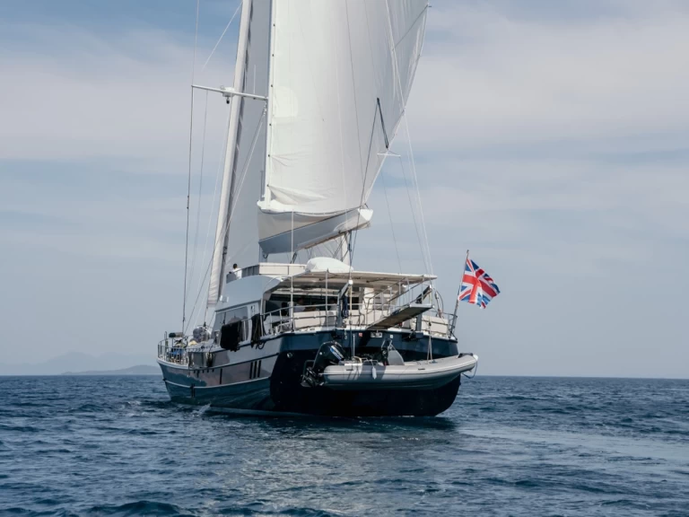 Hire Sailboat Custom Made with a boat licence