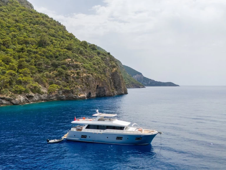 Luxury Yacht hire in Gücek - Custom Made Lavin