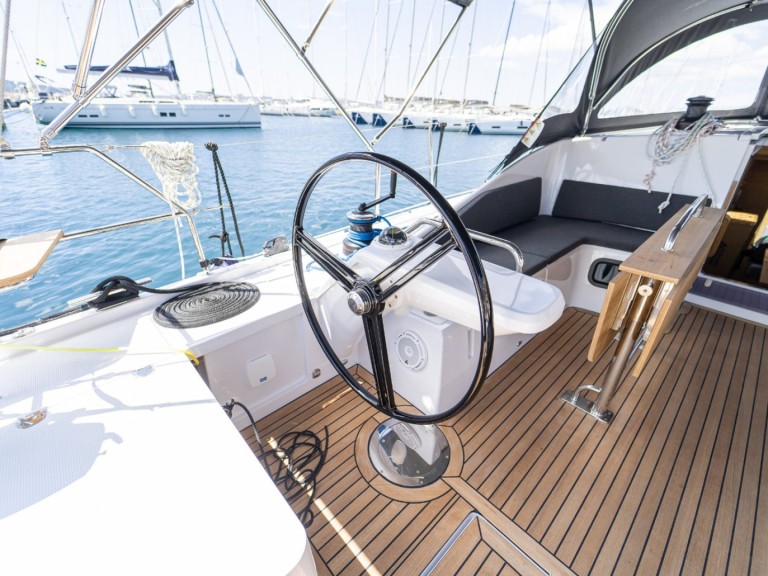 Charter a Elan Impression 45 in Kaštela on Samboat