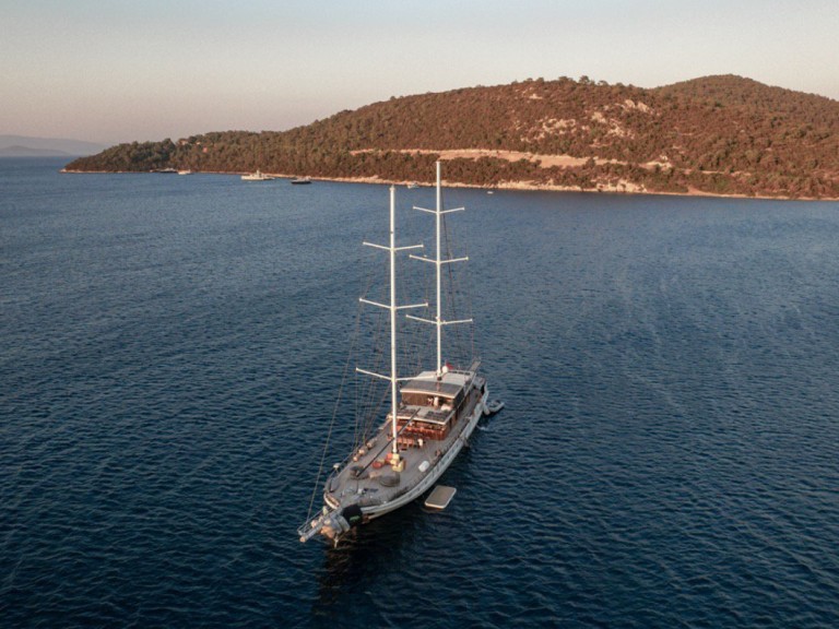Sailboat to hire Bodrum at the best price