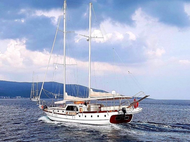 Charter a Custom Made Elifim 11 in Bodrum on Samboat
