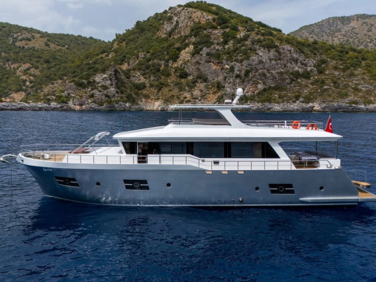 Charter a Custom Made Lavin in Gücek on Samboat