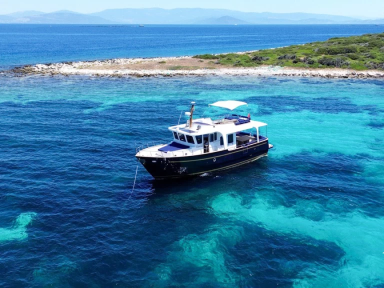 Yacht hire Bodrum cheap Sevill