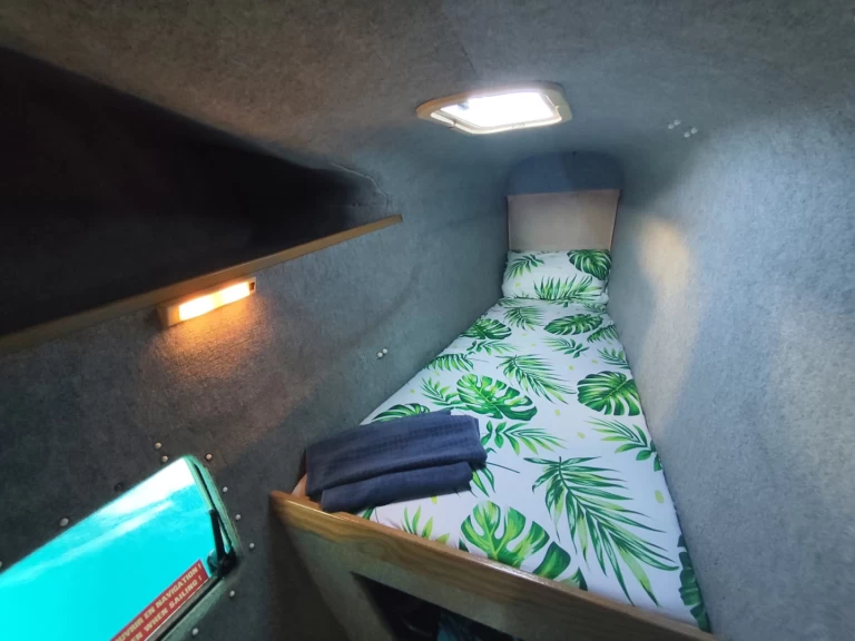 Catamaran hire in Ibiza Town - Fountaine Pajot Maldives 32