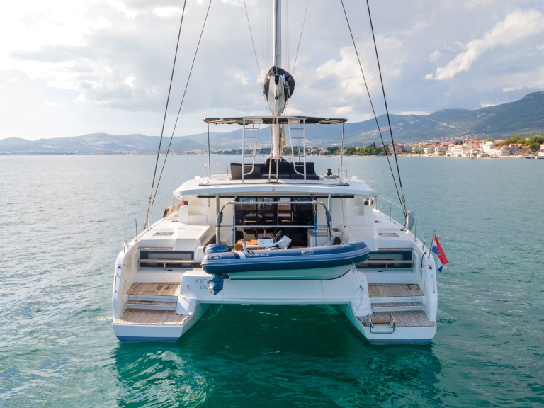 Hire Catamaran with or without skipper Lagoon Kaštela