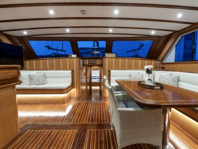 Sailboat to hire Bodrum at the best price