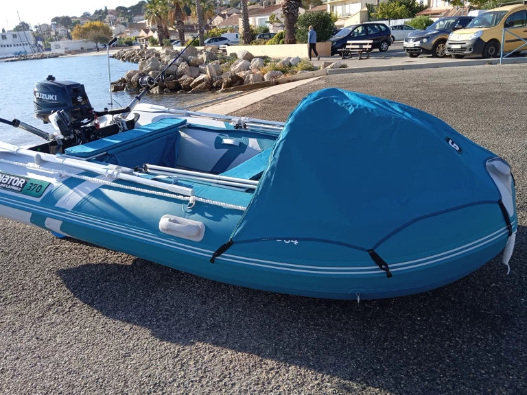 Motorboat to hire France at the best price