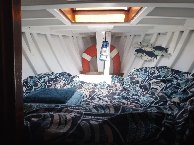 Yacht hire La Rochelle cheap Tahiti-Ketch