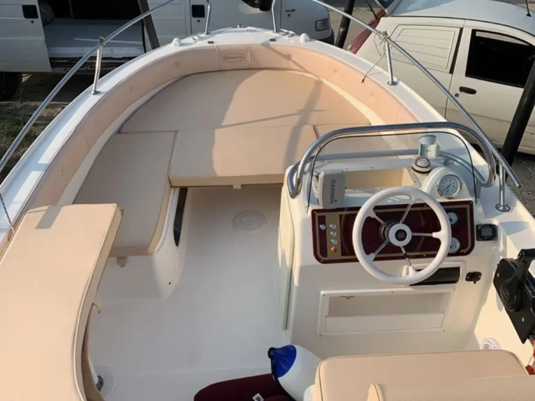 Yacht charter Messina - Marinello Eden 18 on SamBoat