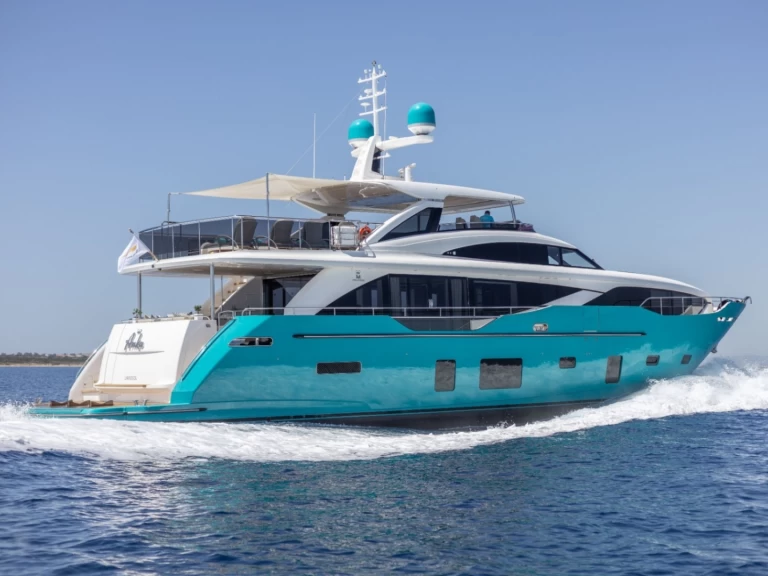 Hire Luxury Yacht with or without skipper Princess Palaio Faliro
