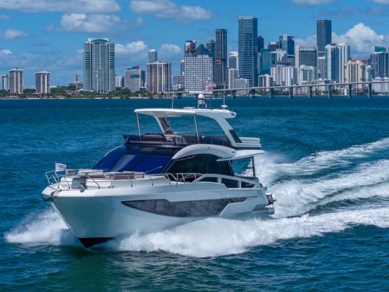 Hire Luxury Yacht with or without skipper Galeon Miami