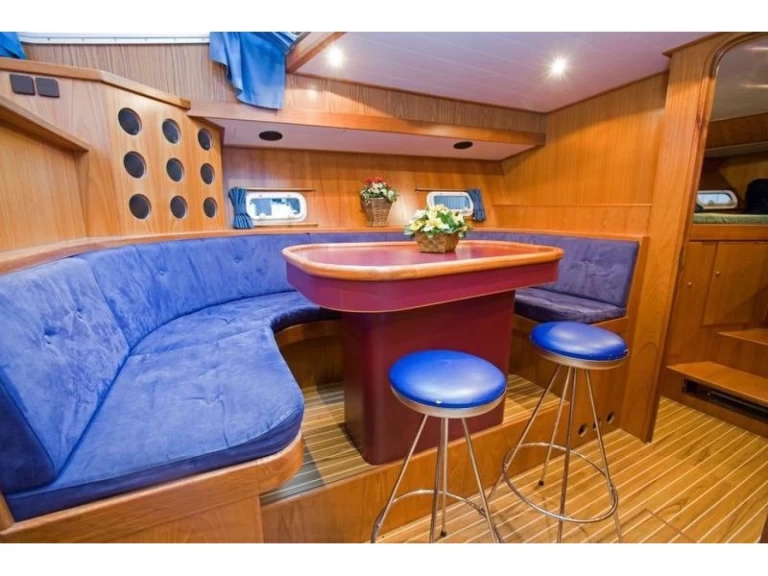 Hire Motorboat with or without skipper De Drait Drachten