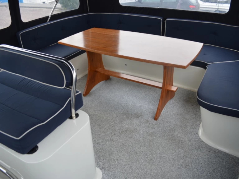De Drait Deluxe 42 charter bareboat or skippered in  Drachten