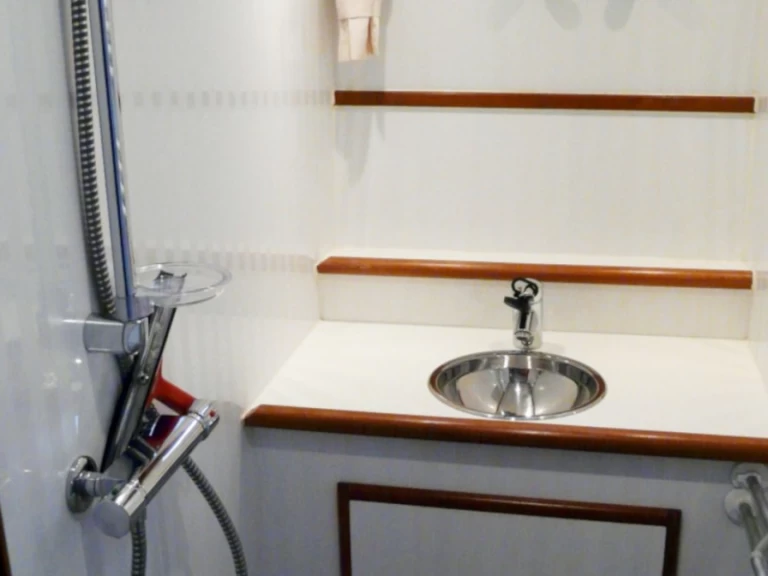 Yacht hire Drachten cheap Renal 36