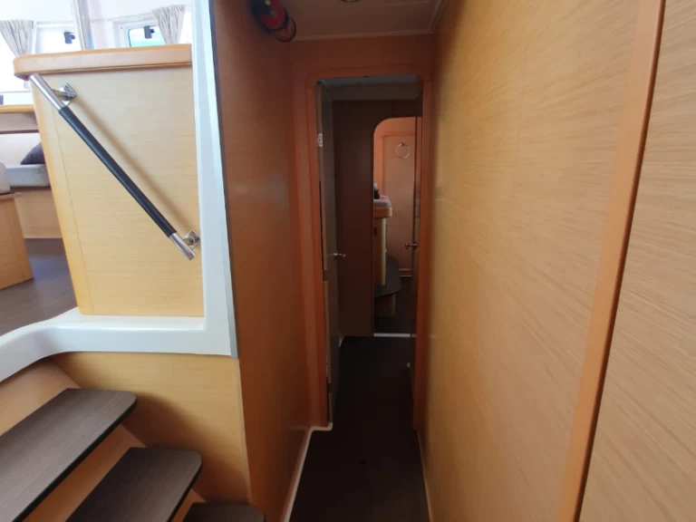 Yacht hire Ko Samui Island (Koh Samui Island) cheap Lagoon 420