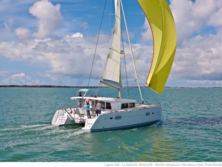 Yacht hire Pomer cheap Lagoon 400
