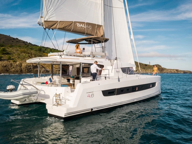 Catamaran to hire Seget Donji at the best price