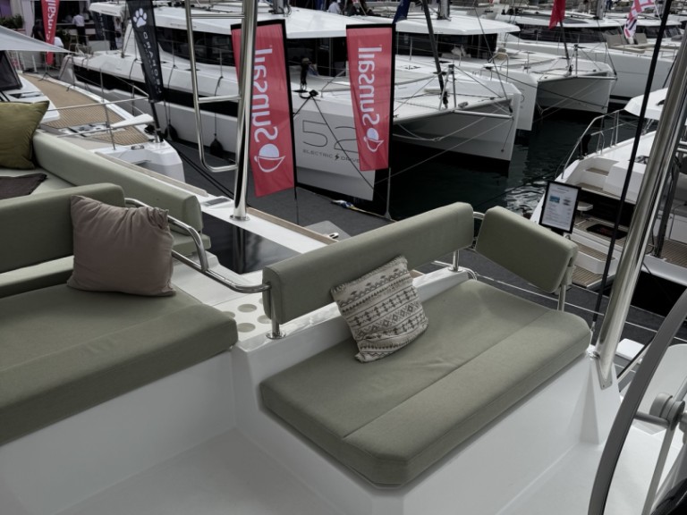 Charter a Bali Bali 4.6 in Lefkáda on Samboat