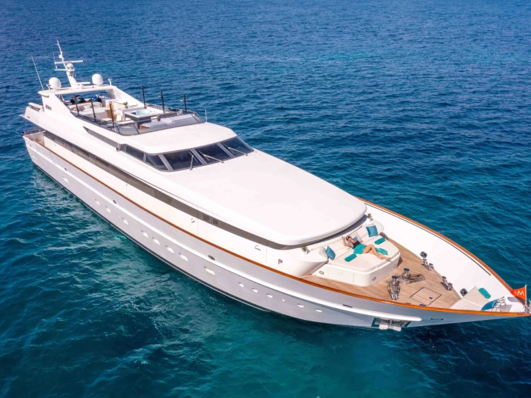 Hire Luxury Yacht Cantieri Di Pisa with a boat licence