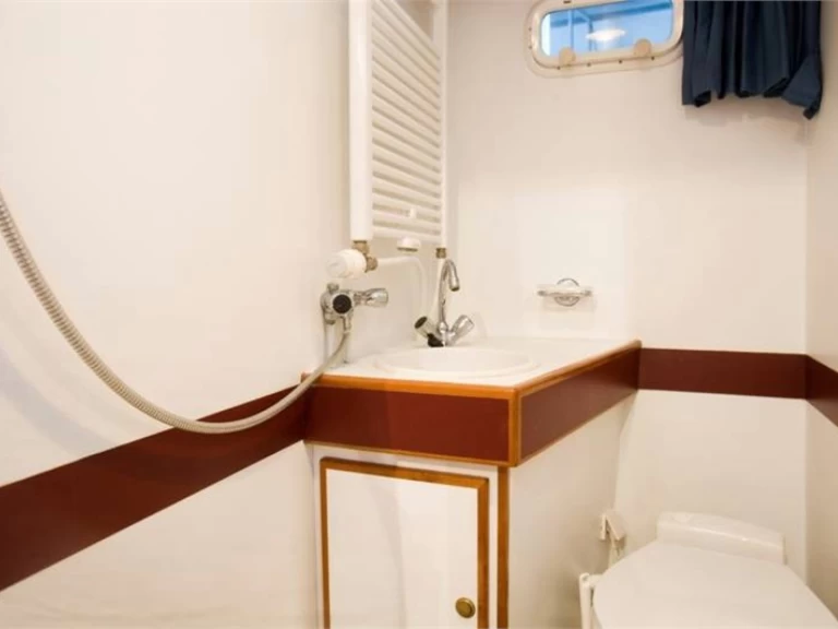 De Drait Renal 50 charter bareboat or skippered in  Drachten